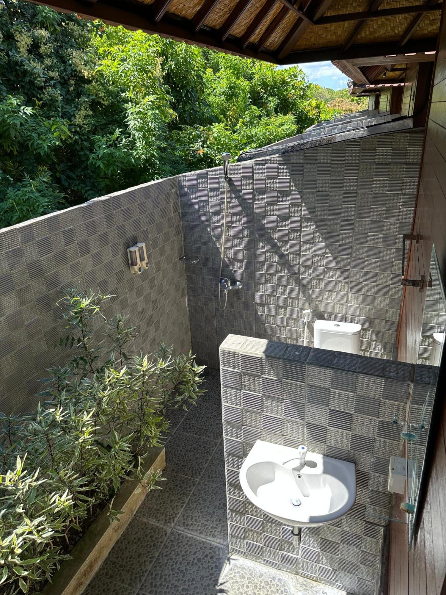 Maharatu Villa Lembongan Buitenkant foto